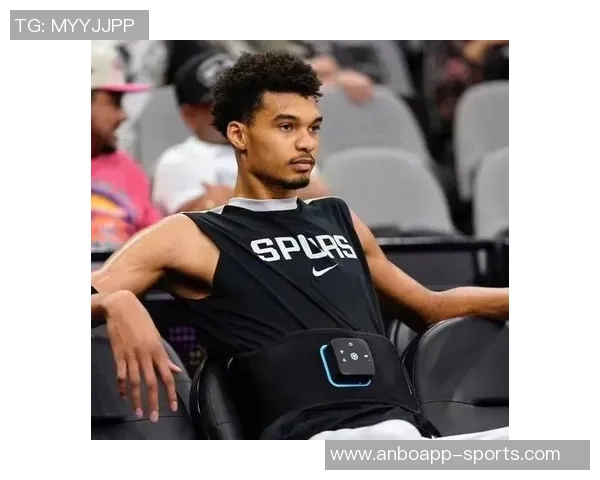 美媒曝网飞曾计划文班亚马担任首发五人组第三季主角引发热议 美媒曝网飞曾计划文班亚马担任首发五人组第三季主角引发热议