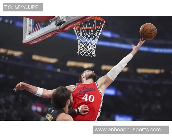 揭幕战客场挑战爵士莱昂纳德比尔博格丹均可参赛 揭幕战客场挑战爵士莱昂纳德比尔博格丹均可参赛